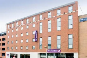 Photograph of Premier Inn, Luton