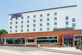Photograph of Premier Inn, Farnborough