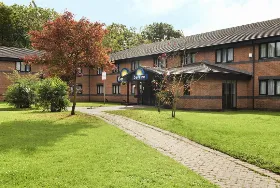 Photograph of Days Inn, Warwickshire