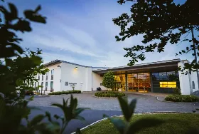 Photograph of Holiday Inn, Winchester