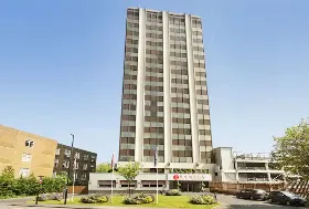 Photograph of Ramada Hotel & Suites, Coventry