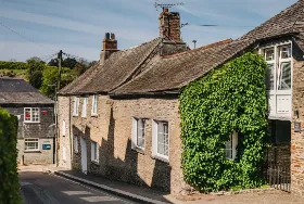 Photograph of The White Hart, Padstow