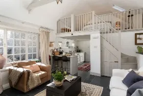 Photograph of Ennys, St Hilary