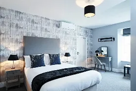 Photograph of Frampton Arms, Moreton