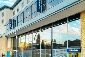 Photograph of Travelodge, Ilford