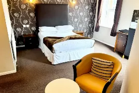 Photograph of Oakland Hotel, South Woodham Ferrers