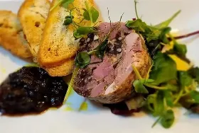 Photograph of Thatch Hotel & Restaurant, Nottingham