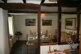 Photograph of Bush Farm, Clunton