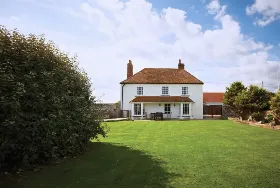 Photograph of Bunn Leisure Green Lawns Holiday Park, Selsey