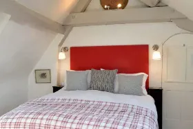 Photograph of Castleton House, Mere